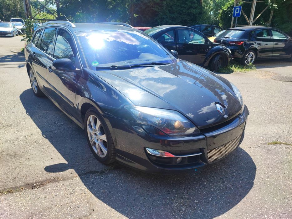 Laguna 3 III kombi  M9R NV676 2.0 DCI na części