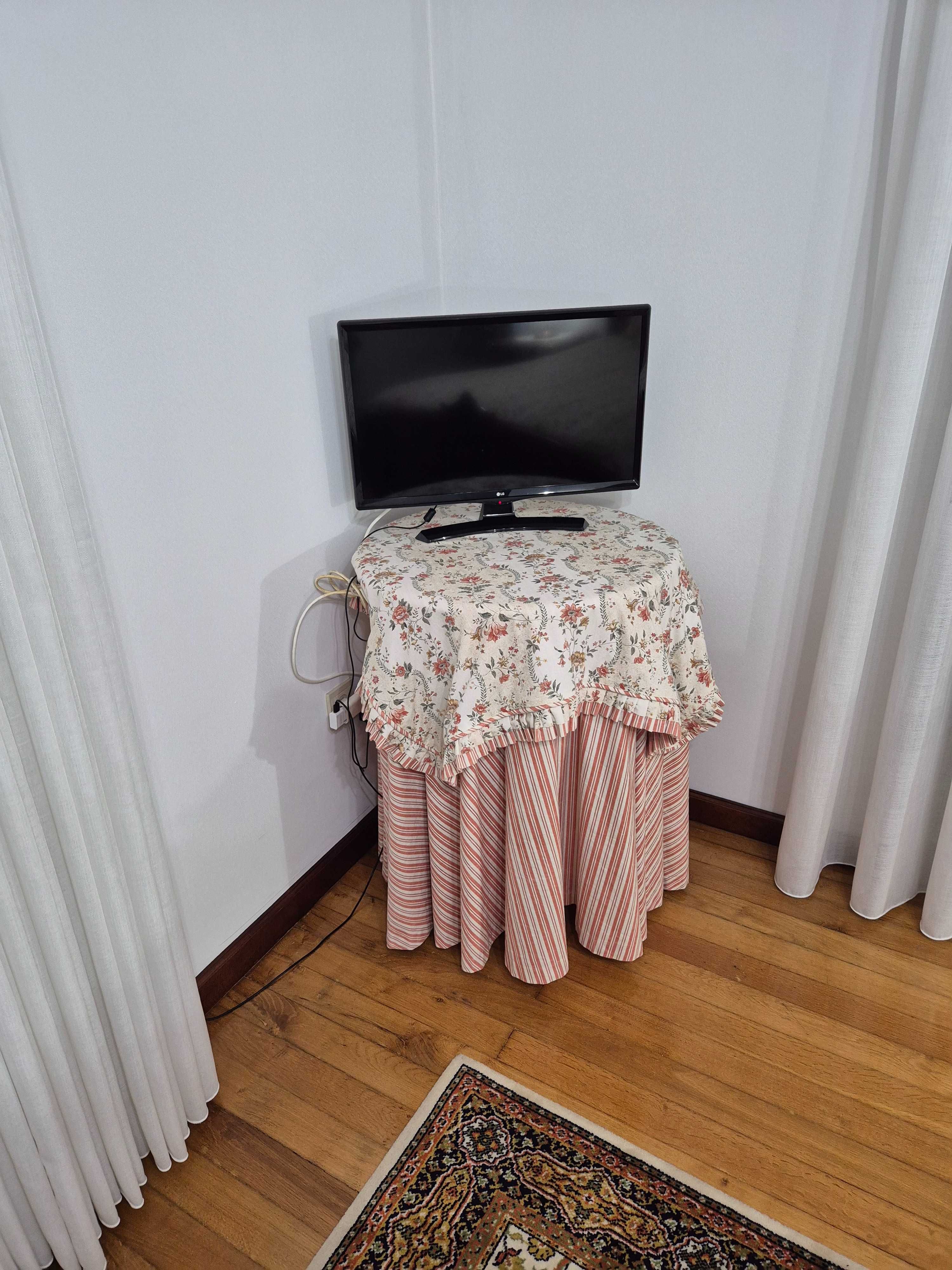 Mobília completa de quarto de casal