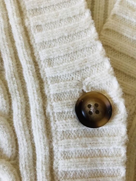 Брендовий дів розм L наш 46 Bershka кардіган кофта джемпер