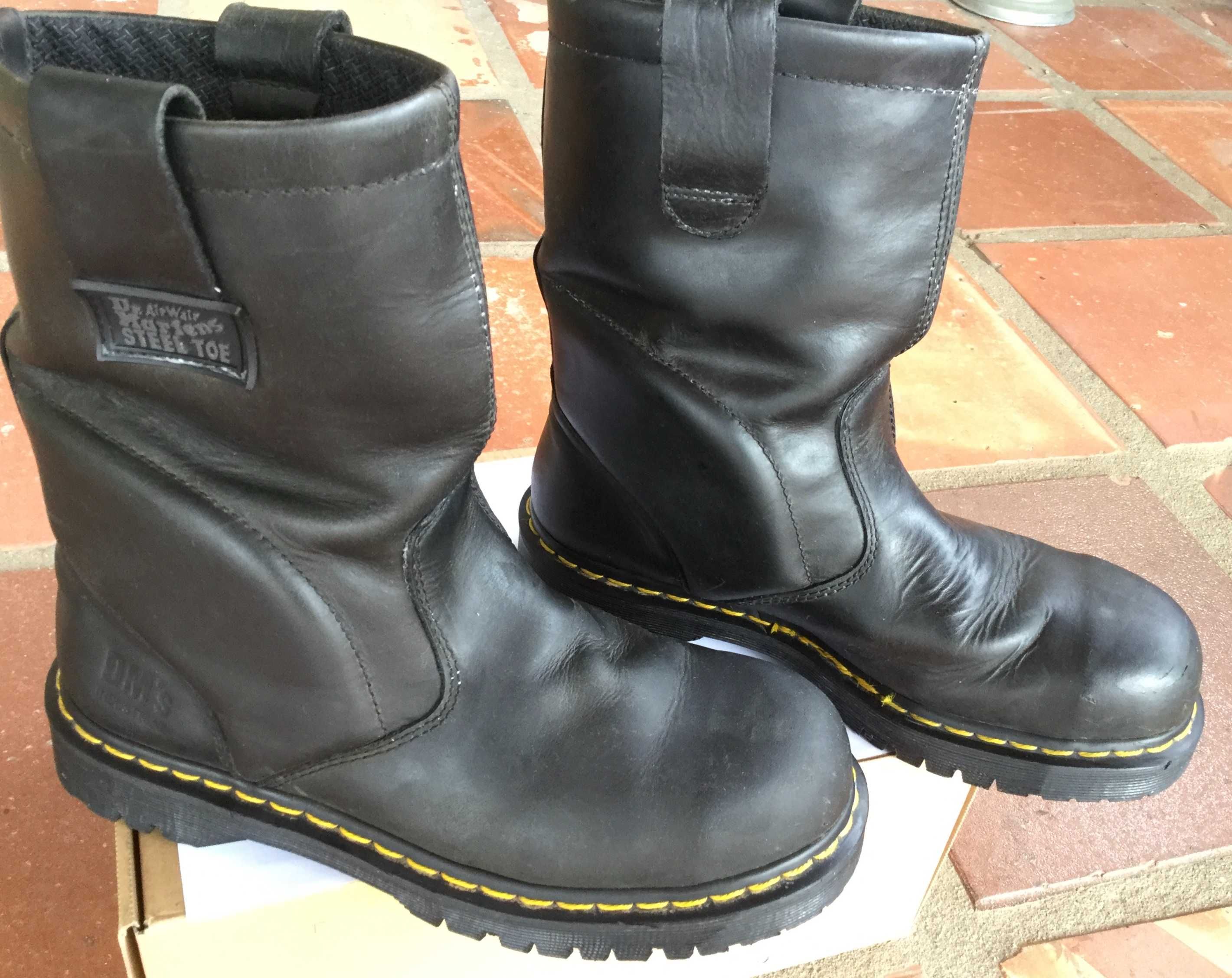 Botas Dr.Martens industrial 41, modelo  2295