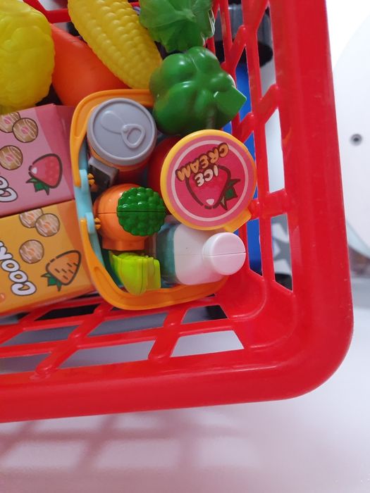 Sprzedam zestaw sklepowy !!!