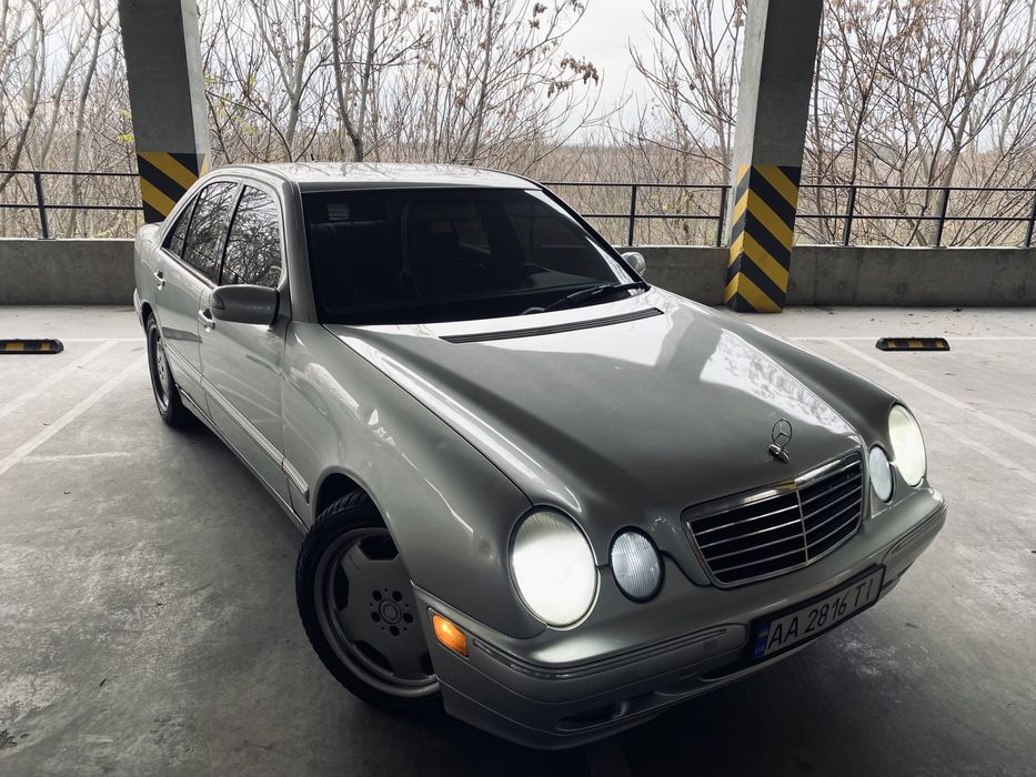 Mercedes-Benz w210 E320