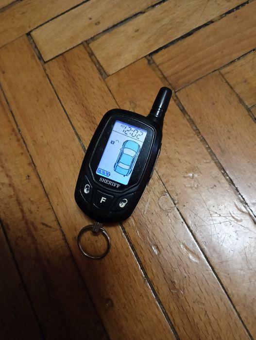 Брелок автосигнализацыи Sheriff 5BTX900LCD.