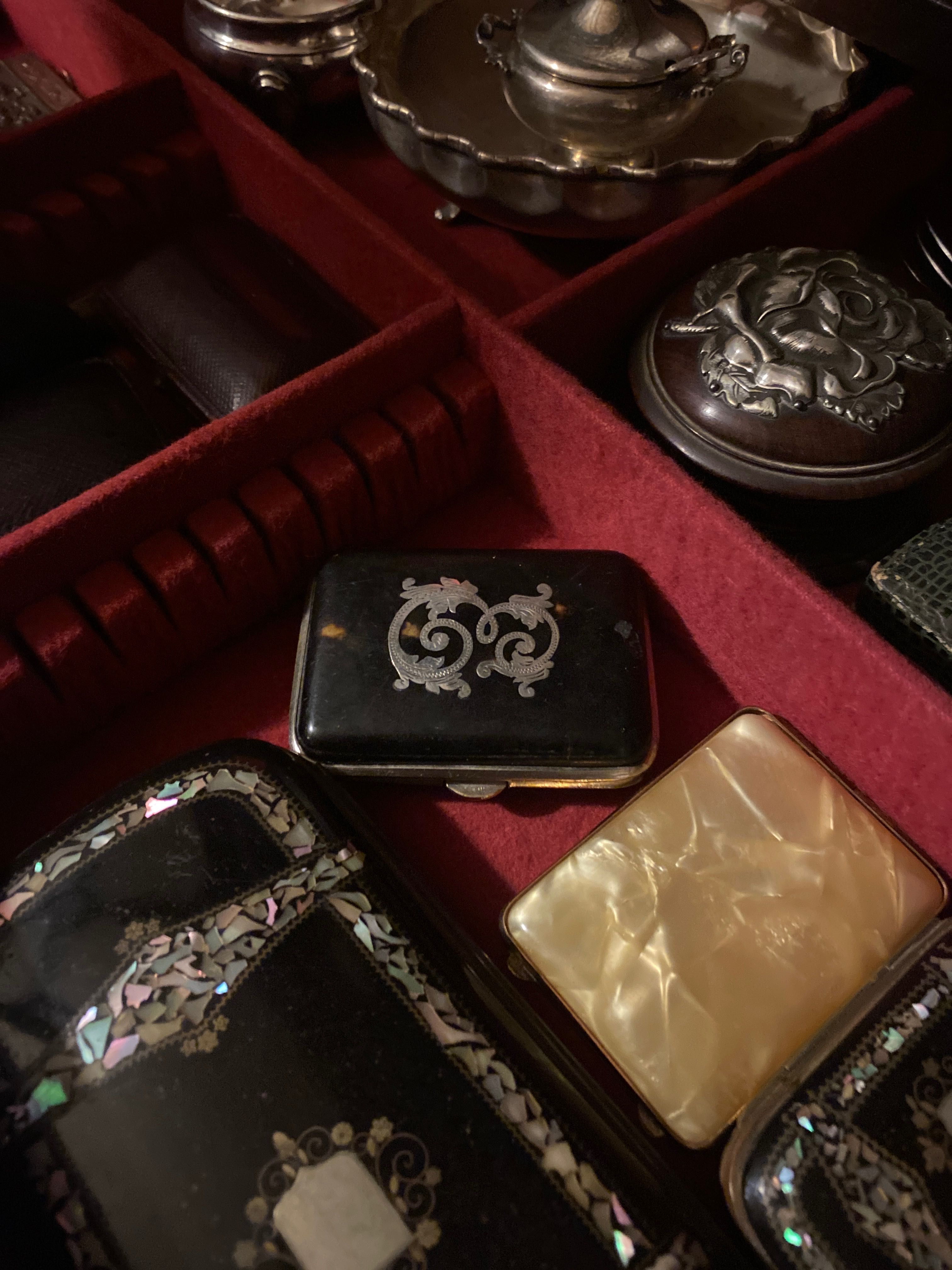 Porta-moedas Napoleão embutidos em prata Séc XIX 6,6 cm