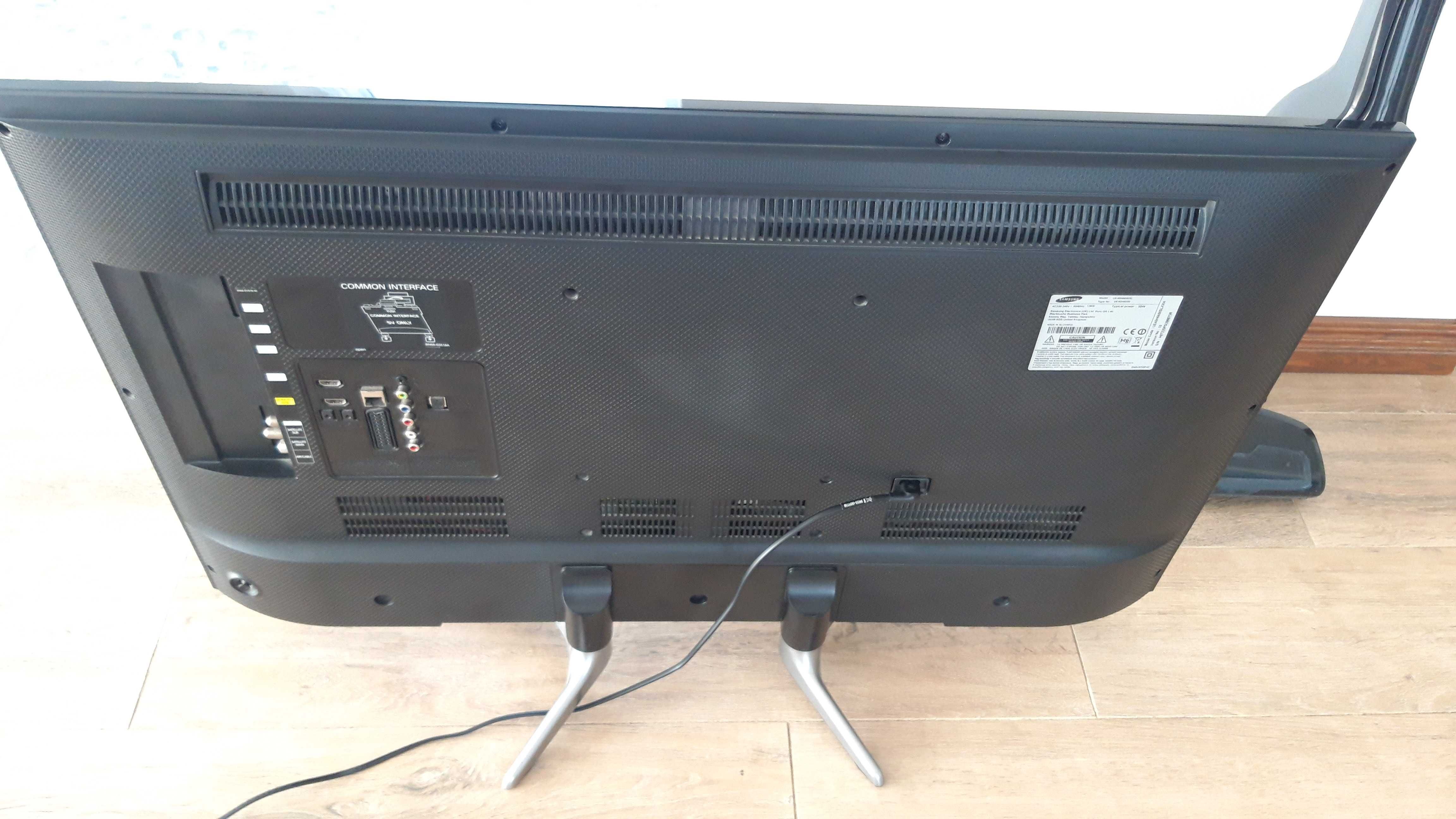 TV Led Samsung 40 cali smart tv wi-fi