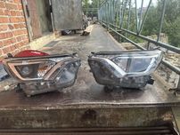 Фара фари передні Toyota Rav 4 16-18 Тойота рав