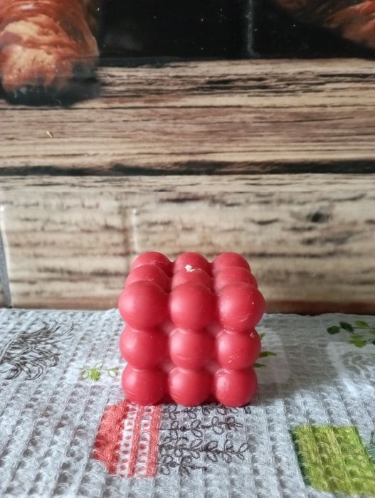 Воскові свічки ручної роботи