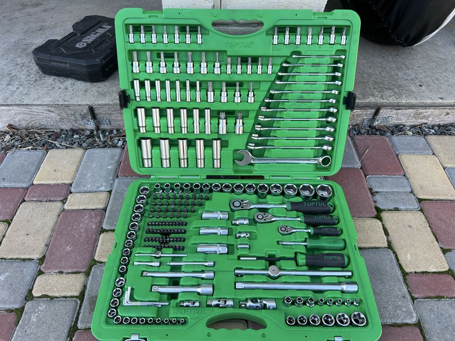 Набор инструмента комбинированный 1/4" и 3/8" и 1/2" GCAI216R TOPTUL