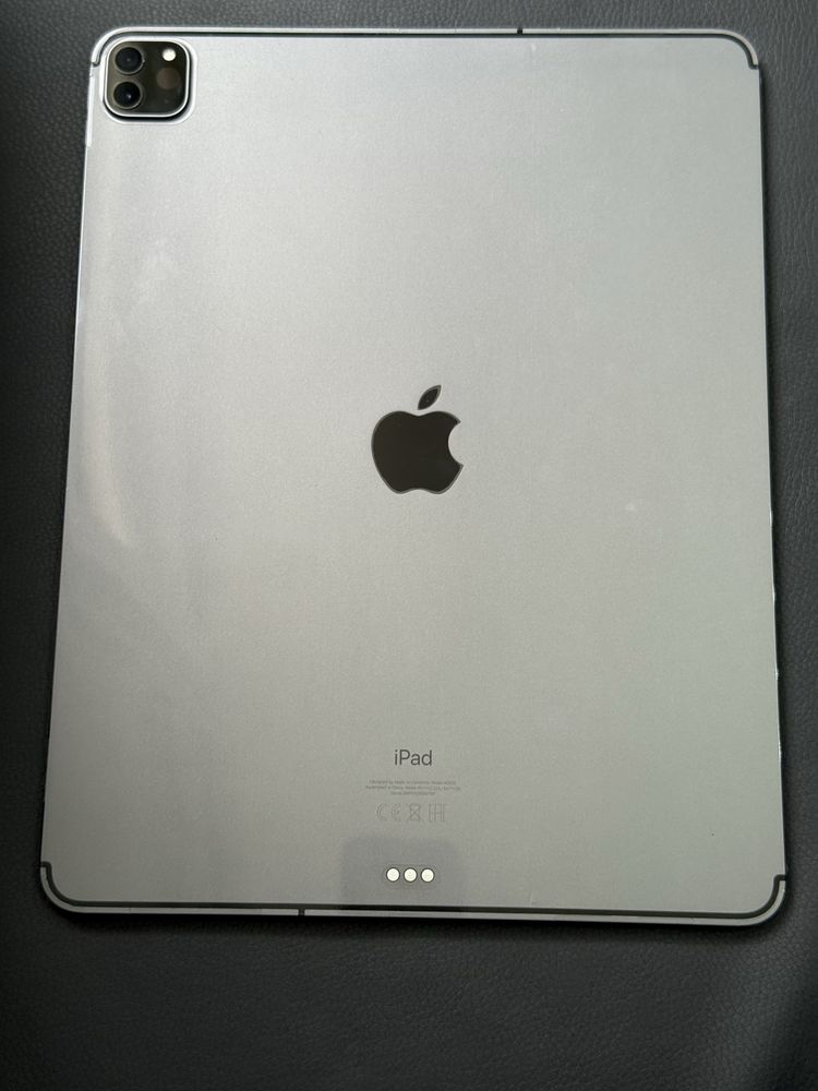 iPad Pro 12.9 (2020) 256gb Wi-Fi/LTE Заблокирован.