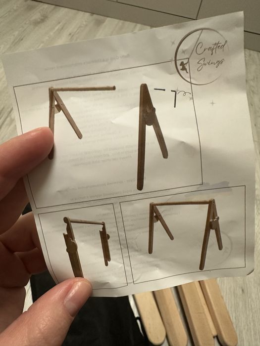 Підлоговий мобіль