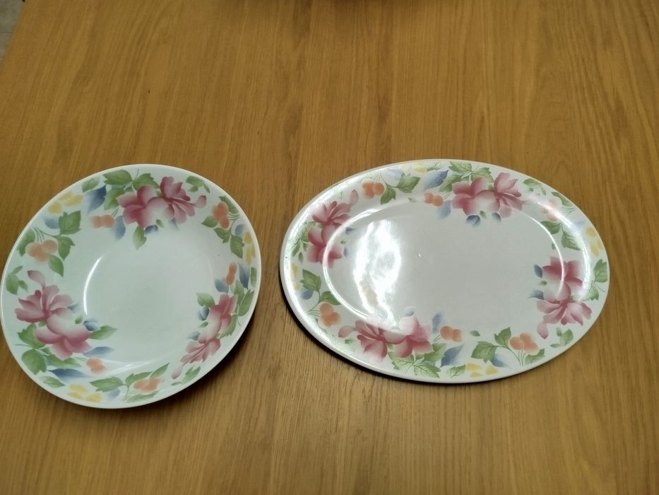 Travessa e Saladeira em louça