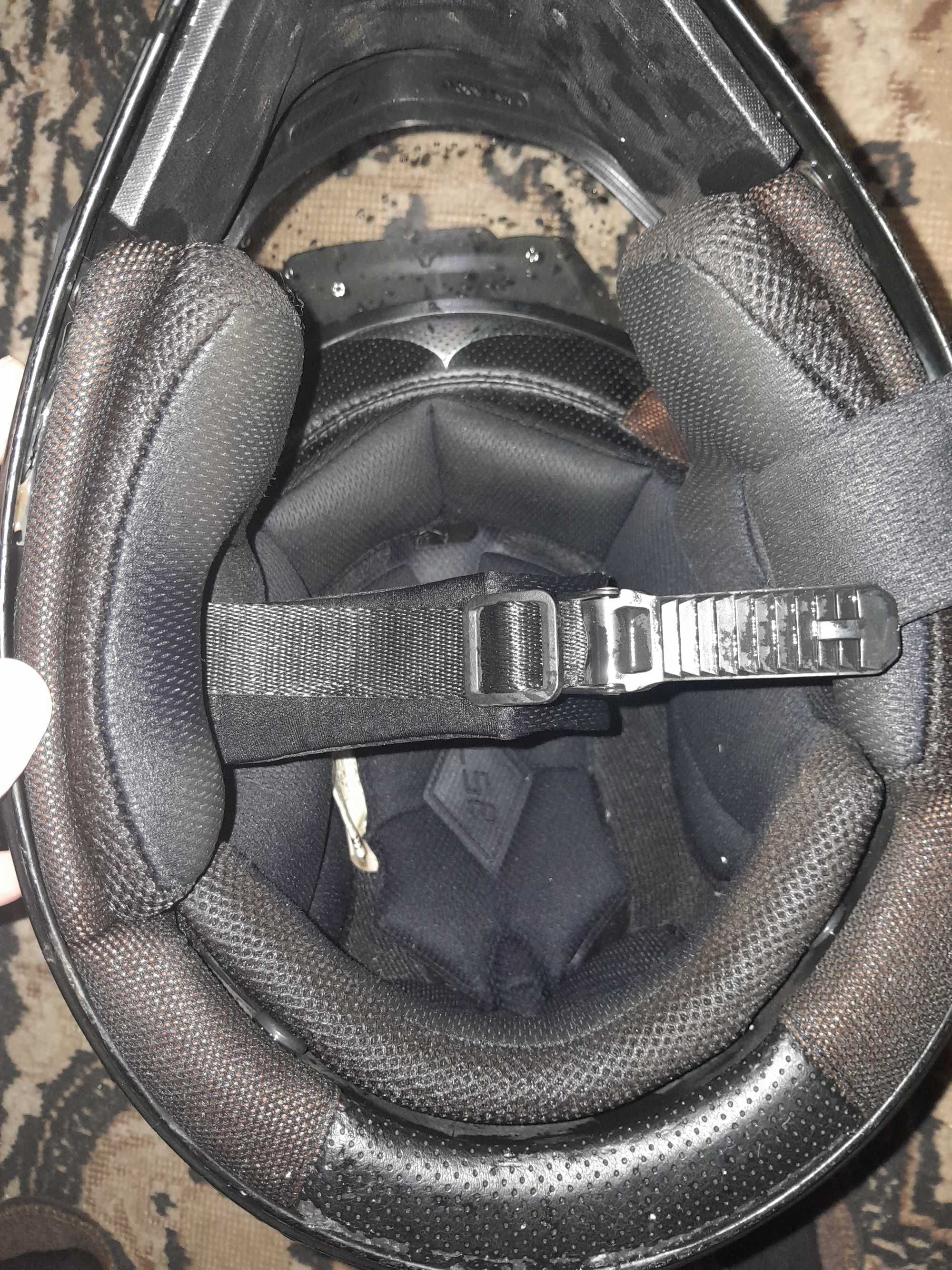 Продам шлем lS2.