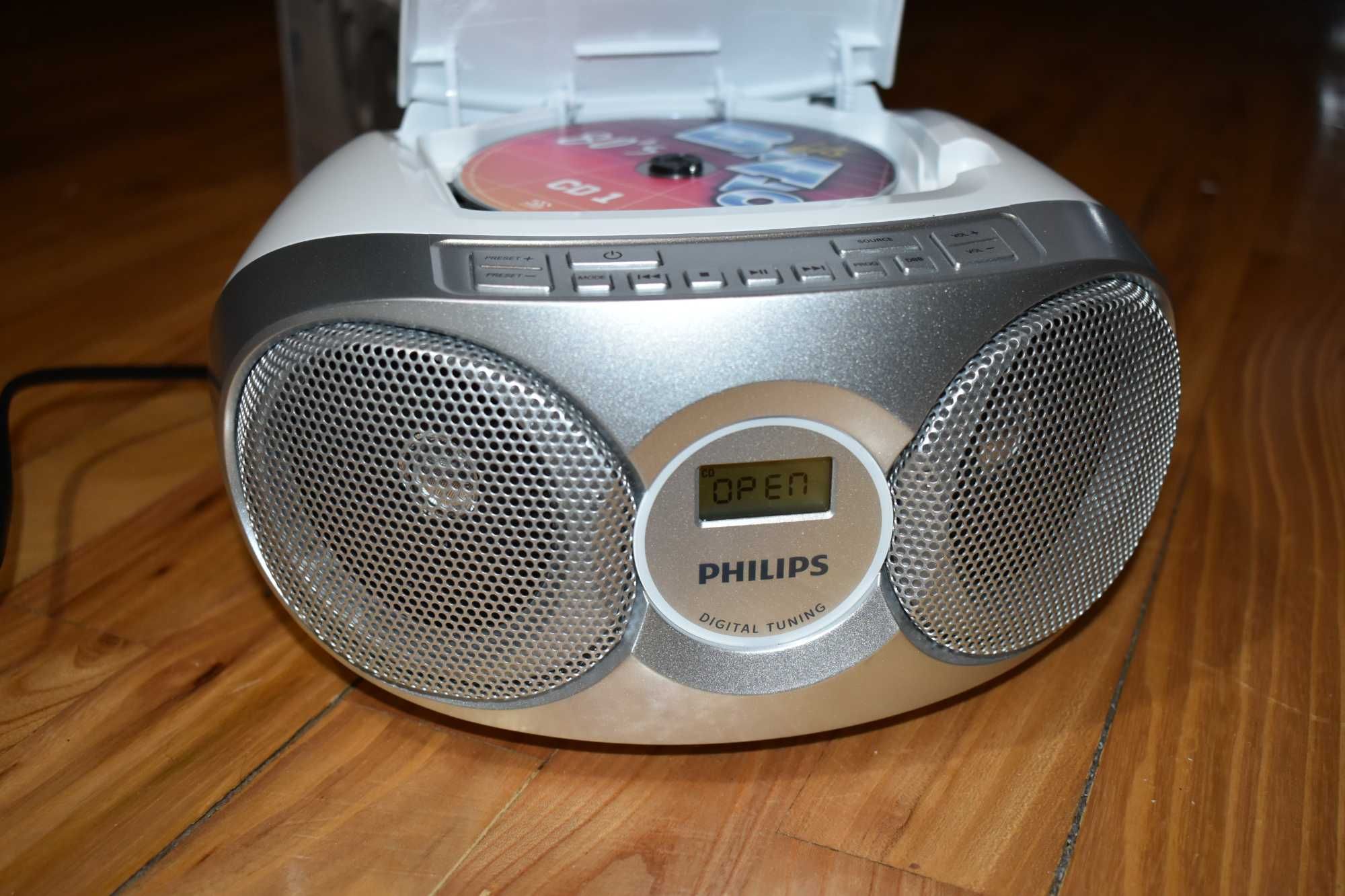 Radioodtwarzacz Philips  AZ215S Srebrny Gwarancja 12 m-cy