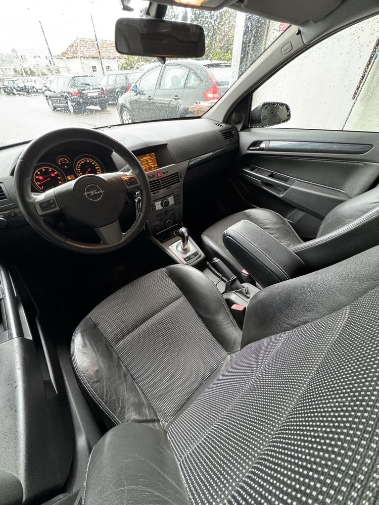 Opel Astra 1.6i Cosmo Automatica