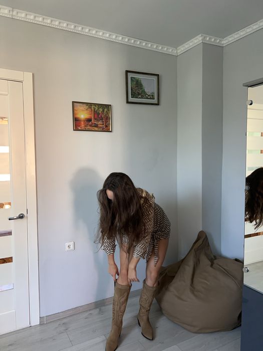 Ковбоки Zara замшеві, чоботи беж 39р