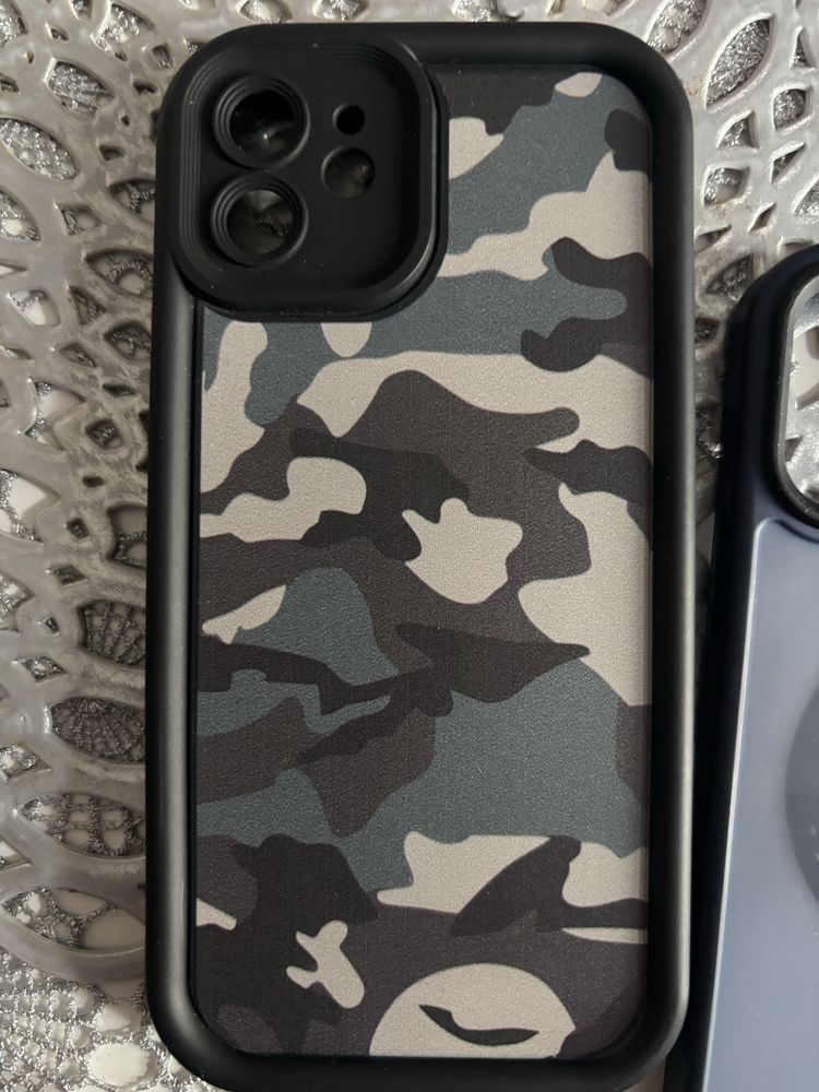 Sprzedam 4 etui do iphone 12