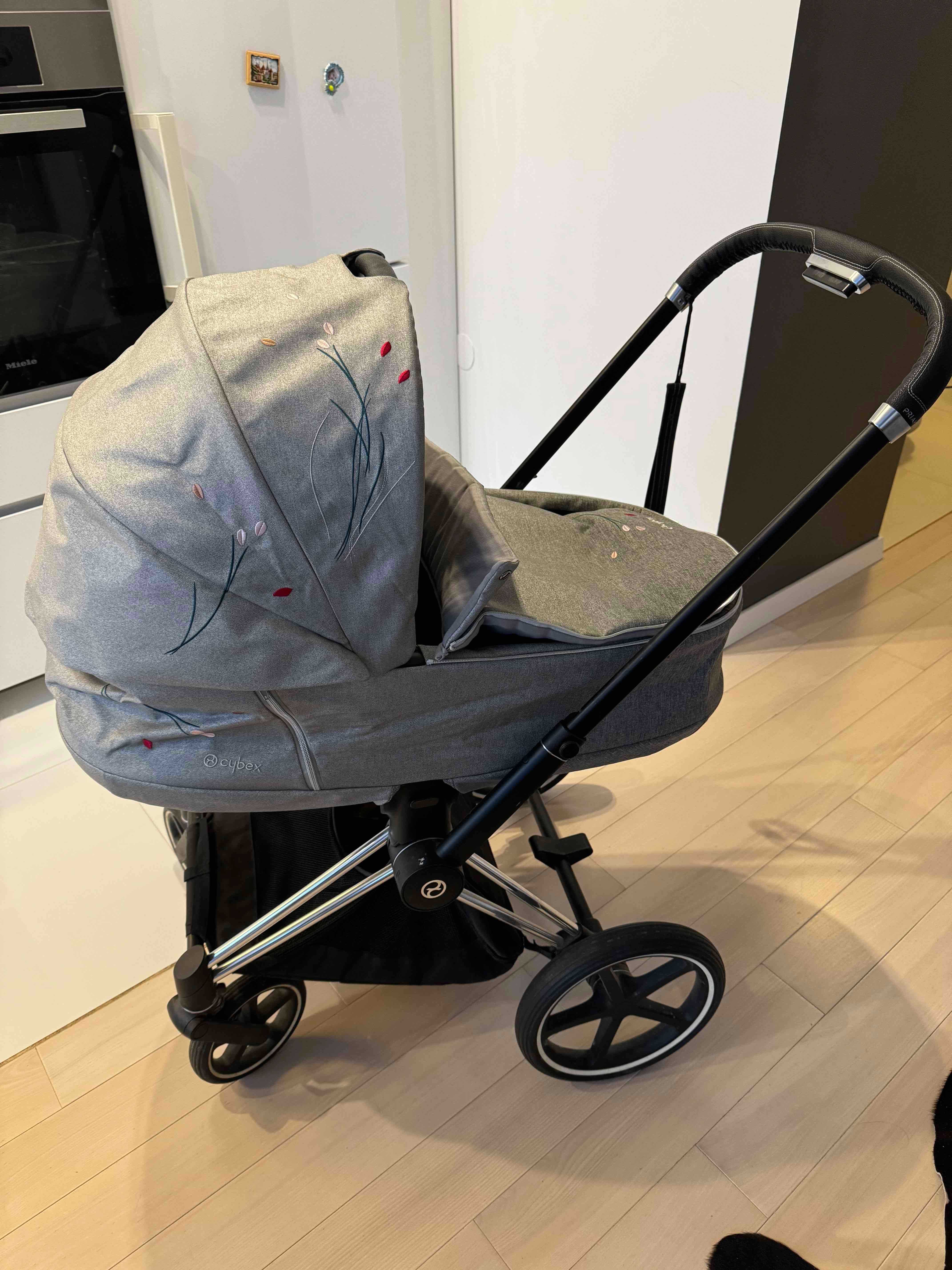 Cybex Priam Koi  - 4 in 1 - rama, gondola, siedzisko, śpiworek