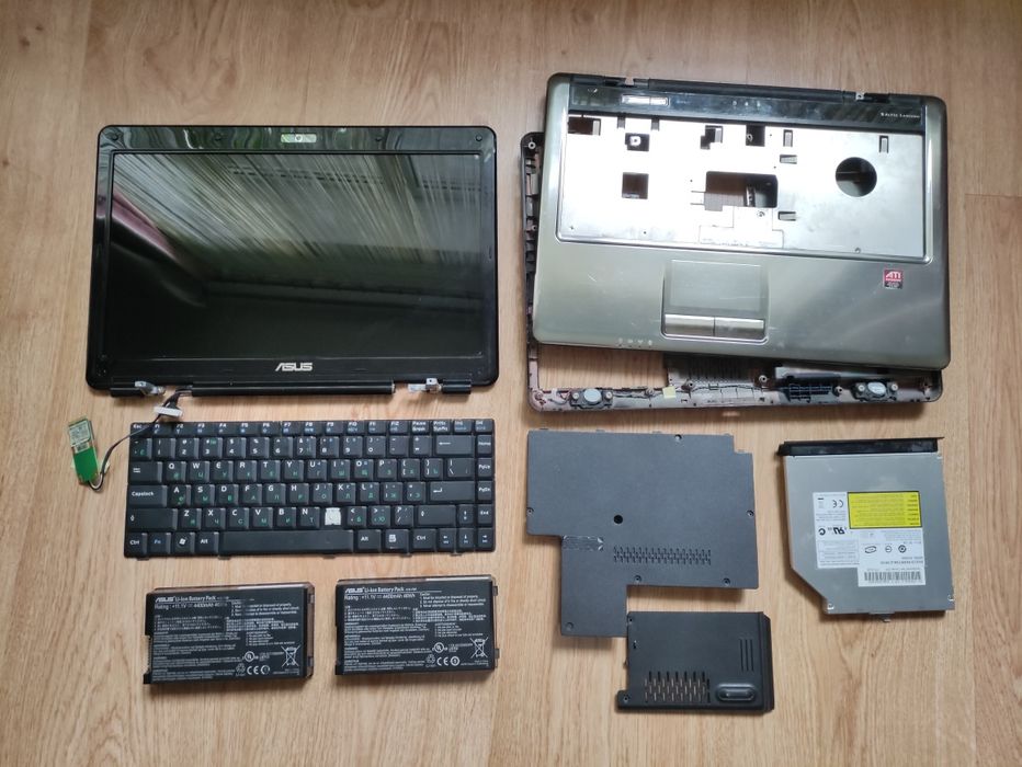 Разборка ноутбука Asus F83T