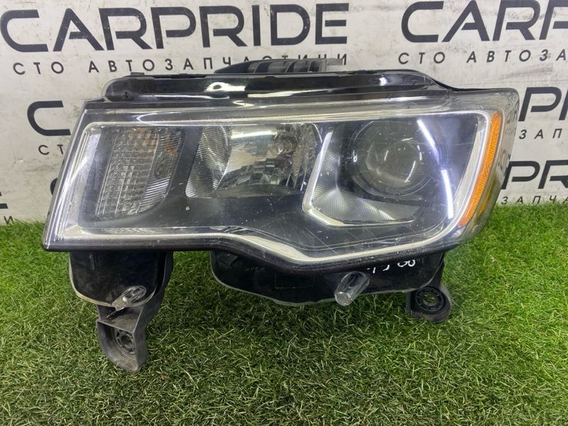 Фара левая Jeep Grand Cherokee WK2 3.6 2017