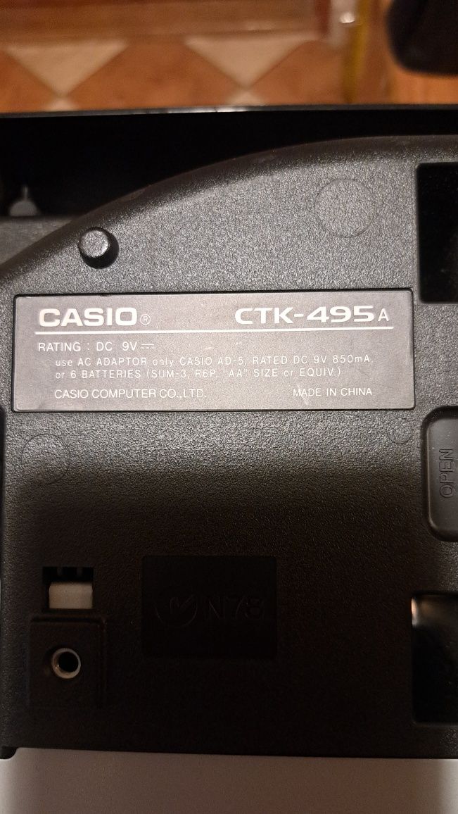 Keyboard CASIO CTK-495 A + statyw