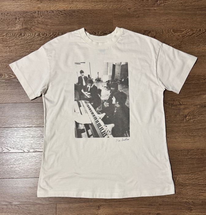 Футболка с рок символикой,группа The Beatles.