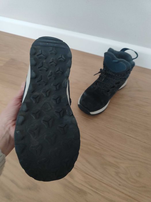 Buty zimowe quechua z Decathlon prawdopodobnie 35