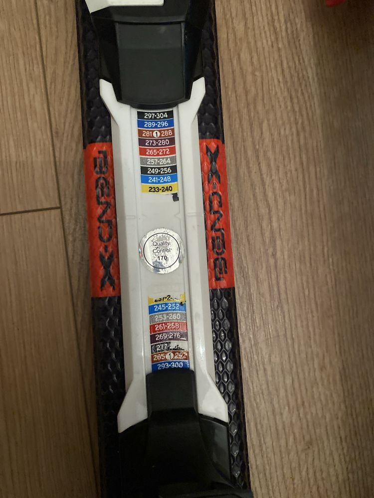 Narty atomic redster j2 130cm