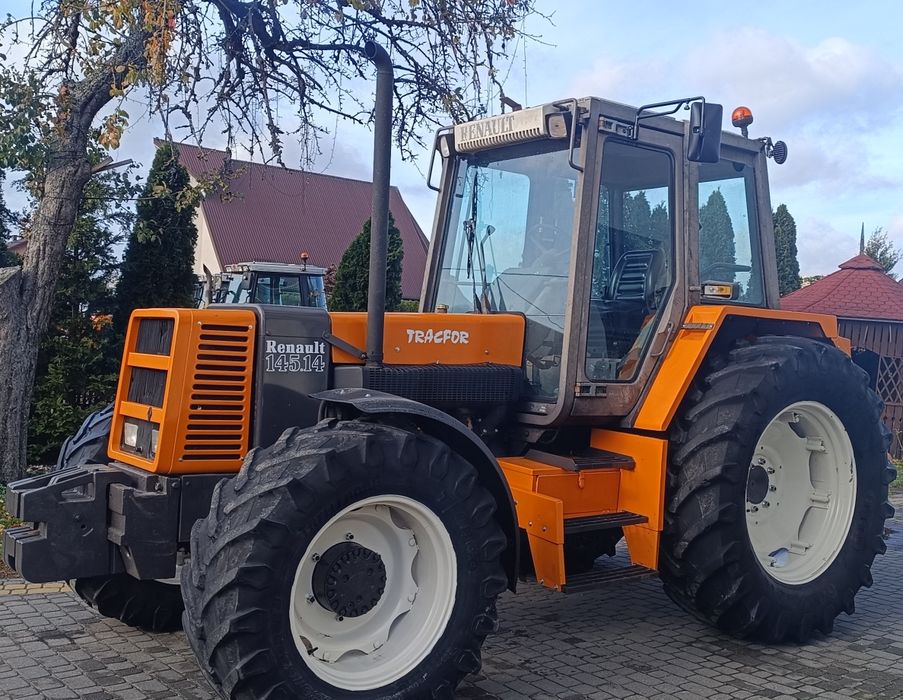 Renault 145.14 Zdrowy ciągnik (110.120.133.145.155.54.14)