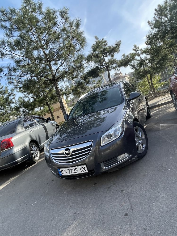 Opel Insignia 2009 рік