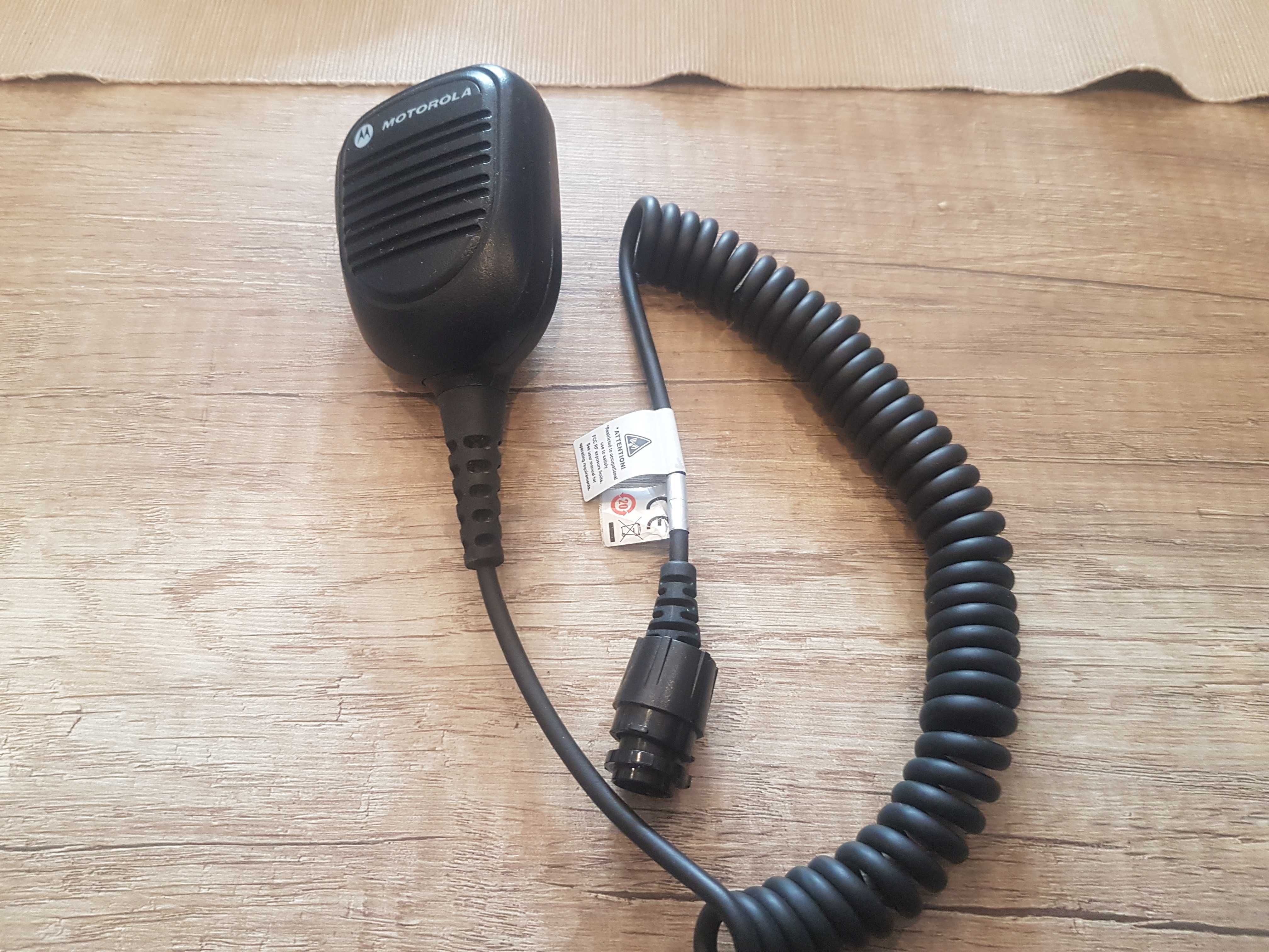 MOTOROLA DM4600 z pasma UHF