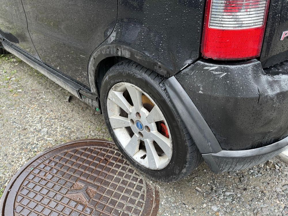 Mała czarna i z kopem jak włoskie espresso. Fiat Panda 100HP