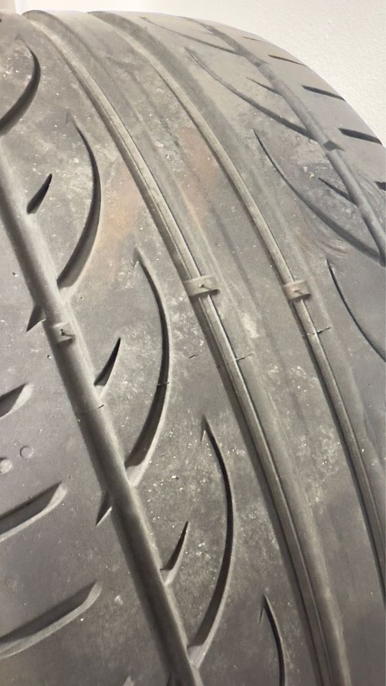 Jantes Audi TT com pneus semi novos