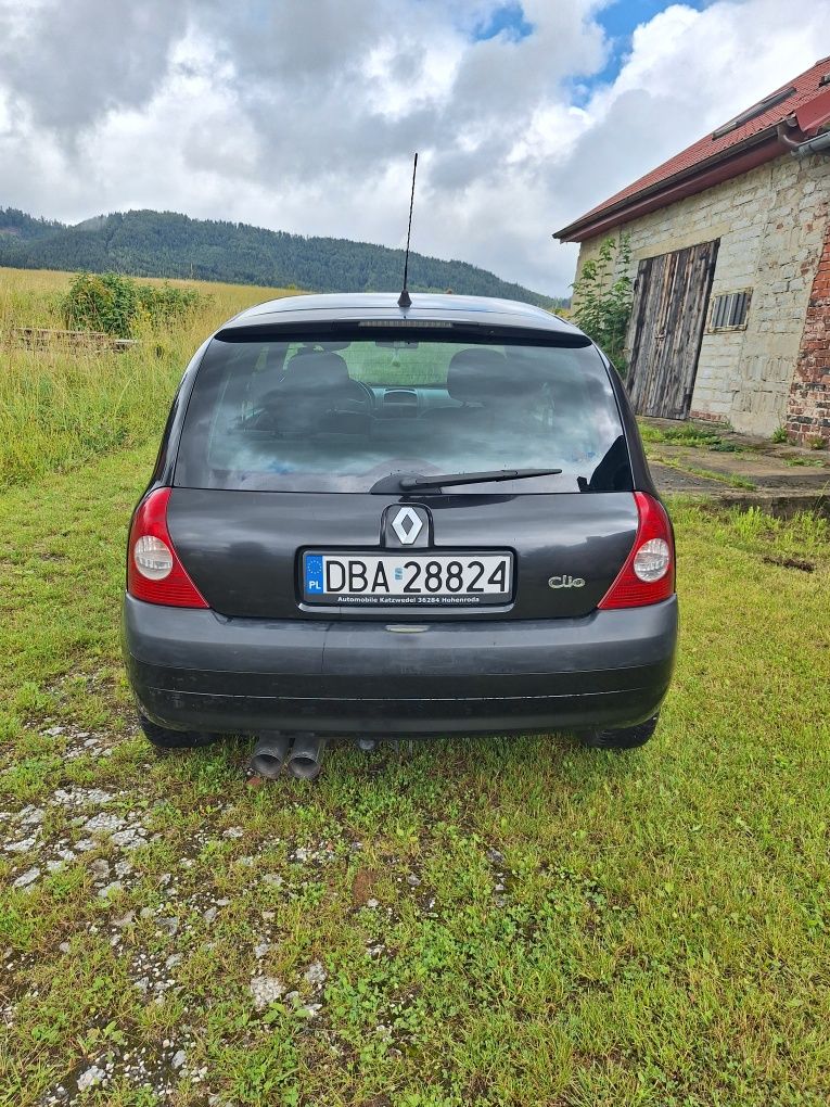 Renault Clio  1.4 16v