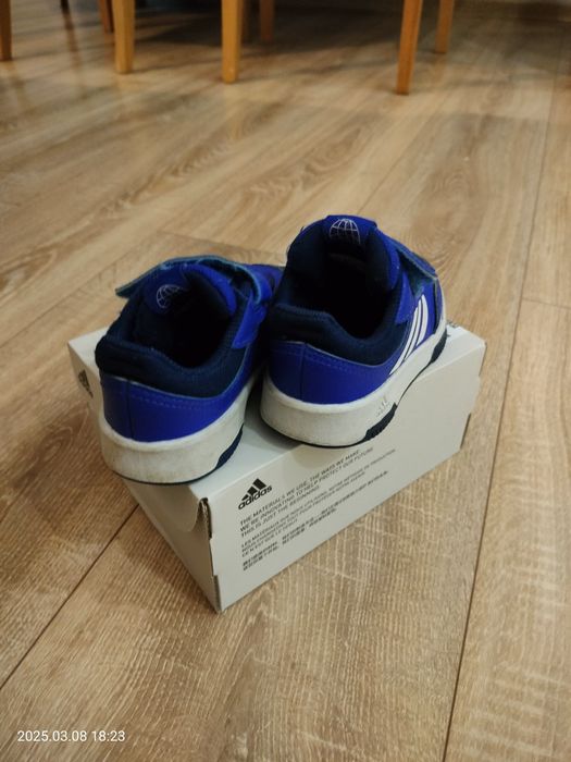 Buty dla chłopca adidas tensaur rozmiar 23