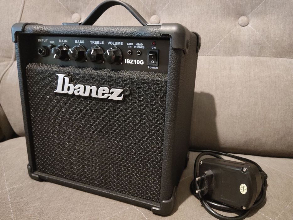 Комбопідсилювач Ibanez