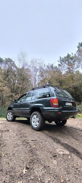 JEEP Grand Cherokee WJ 3.1 TD - Limited

4X4 Quadra-Drive 

Ano: 2000