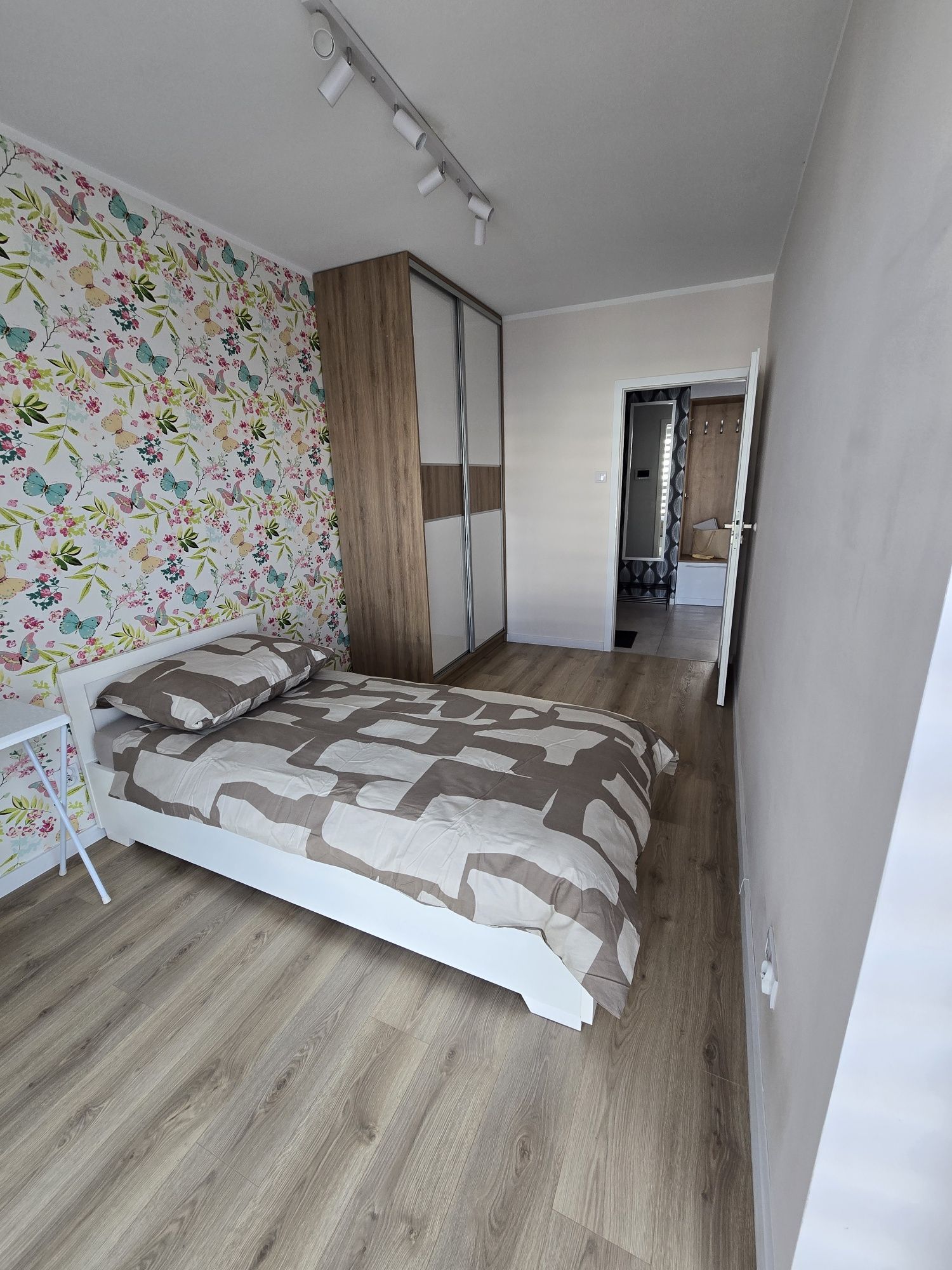 Apartamet 7 min drogi od plaży miejskiej