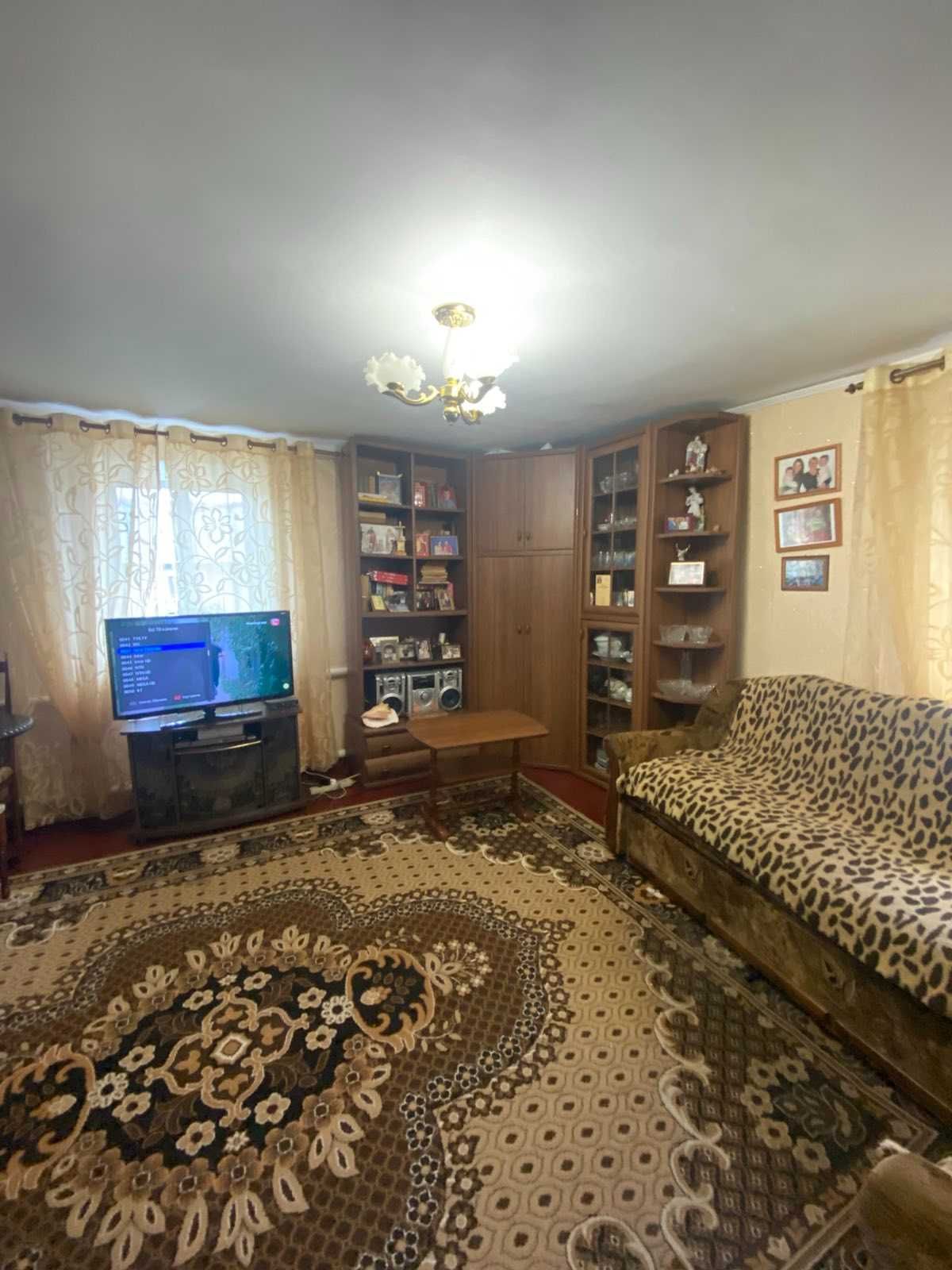 ТЕРМІНОВИЙ! Продаж затишного будинку у районі Книжківці