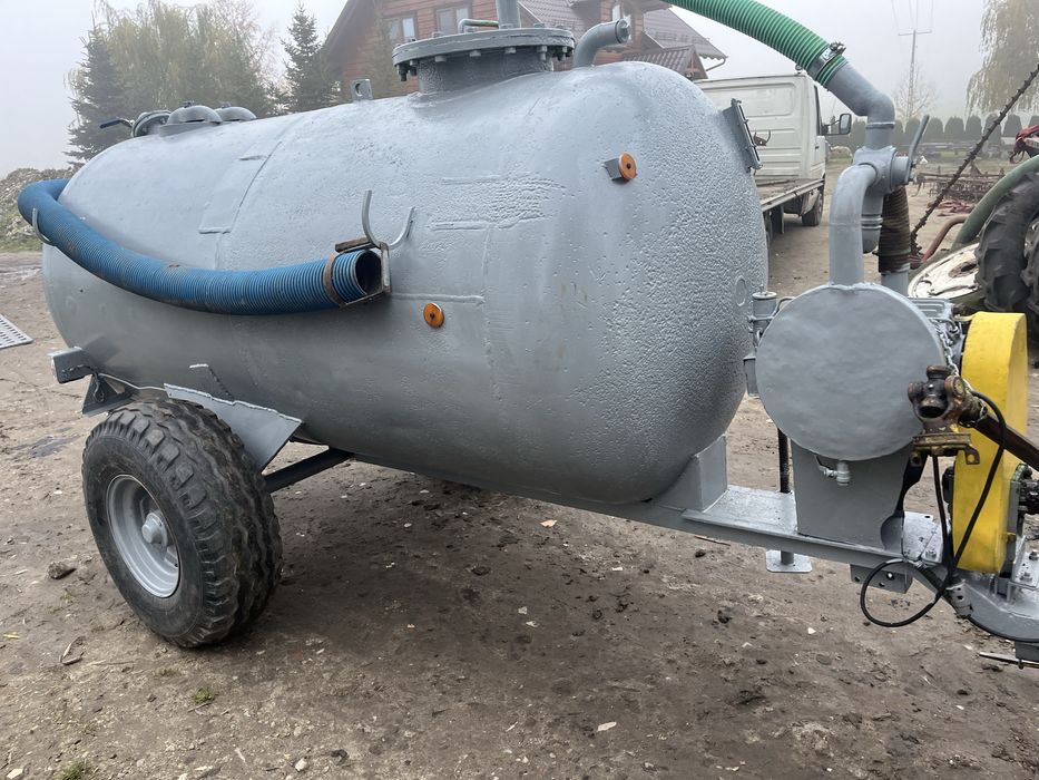 Beczkowóz 3500l wóz asenizacyjny