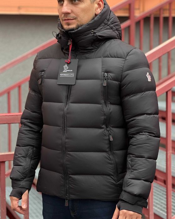 Чоловічі брендові куртки Kiton