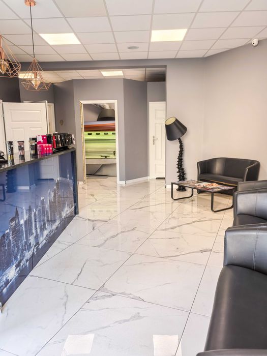 Przestronny, ładnie wykończony lokal na wynajem – Podolszyce