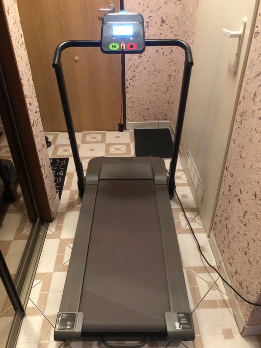 Przenośna bieżnia elektryczna do chodzenia, rehabilitacji.