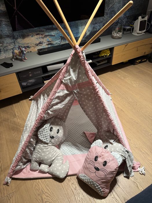 Tipi namiot dla dziecka plus poduszki zwierzątka