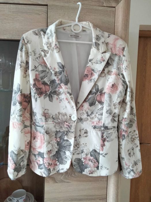 Sprzedam marynarkę 38/40