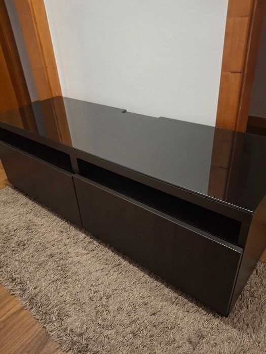 Movel tv preto em muito bom estado