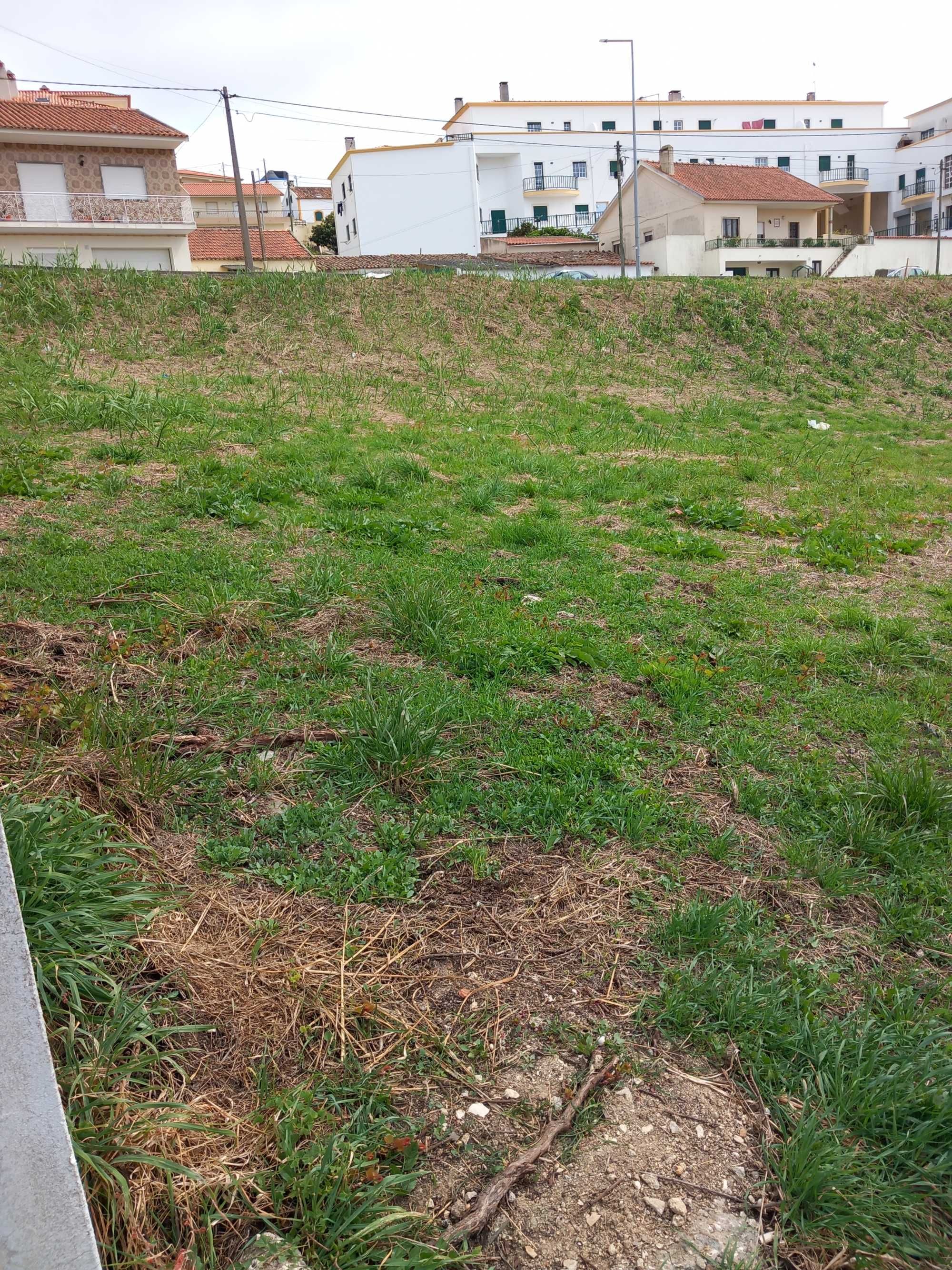 Lote de terreno c/ 500m2 Encarnação / Mafra