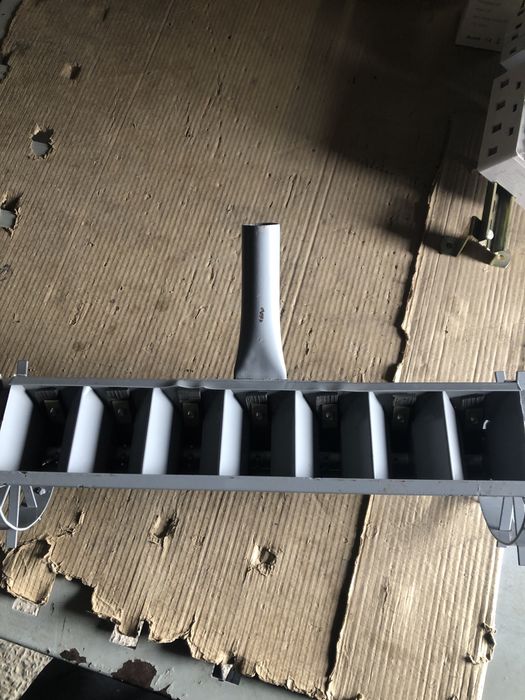 Сеялка новая серого цвета