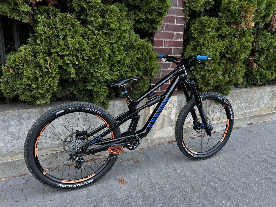 Canyon Torque CF8 2022 M 27.5” Carbon- Rower Enduro, Jibber