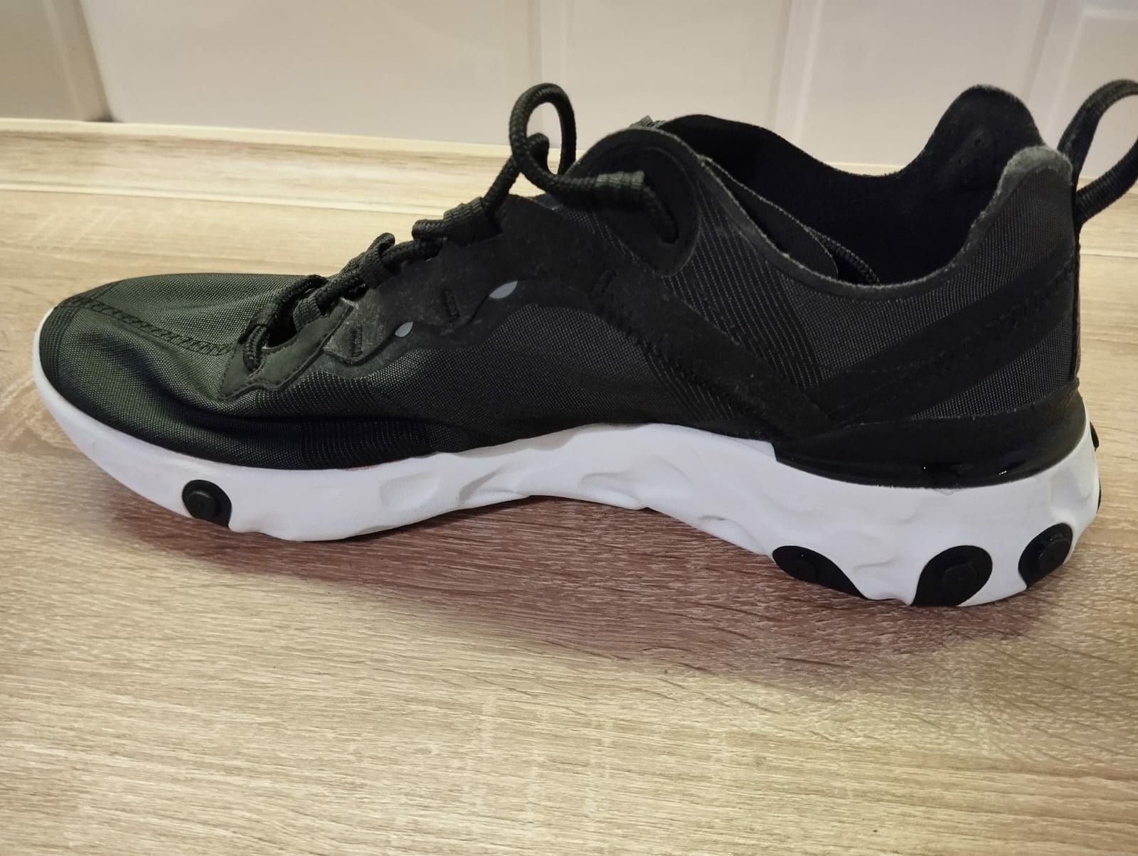 Nike React Element 55 Black White 43/27cm