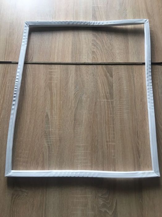 Установка и продажа уплотнительной резинки на холодильники,шкафы, лари